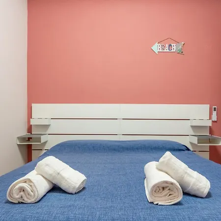 Affittimoderni Trinita D Agultu - Aquamarine Daire *